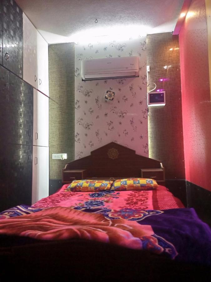 Linga Homestay 2Bhk 甘吉布勒姆 外观 照片